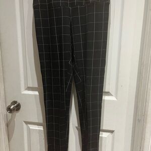 Bundle 2/$20 Black Checkered tummy control leggings
